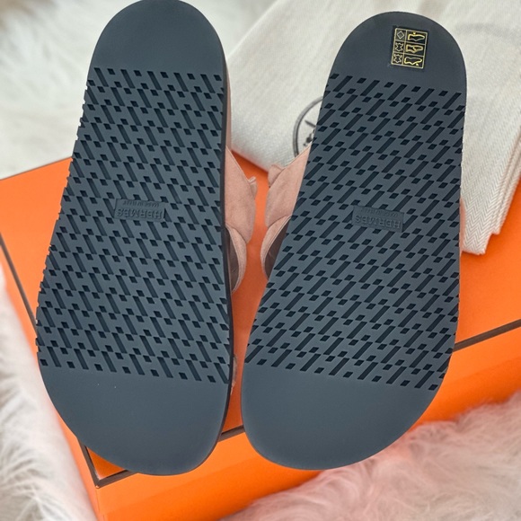 Beautiful Hermes Extra sandals BNIB - Picture 5 of 5